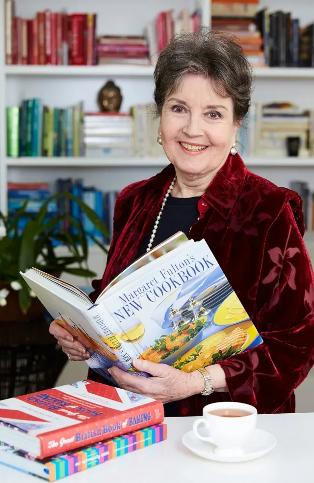 Lorraine Bayly