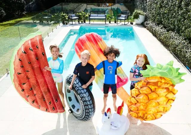 BW_ELEV_T_KIDS_SUMMER_25958_15.jpg