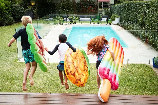BW_ELEV_T_KIDS_SUMMER_25958_56.jpg