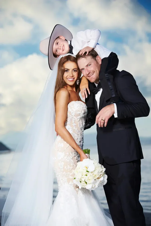 jessica + matthew - beauty and the geek marries farmer wants a wife